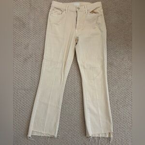 Mother Denim Insider Crop Step Fray. Size 27. Wash: chalk ivory.